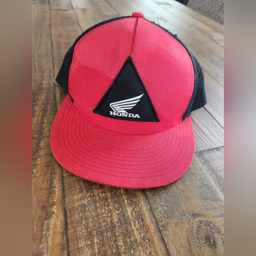 Honda Hat